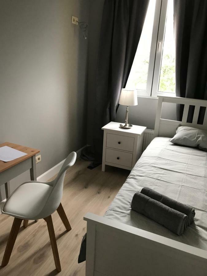 D.Cristina Guest House Antwerpen Exterior foto